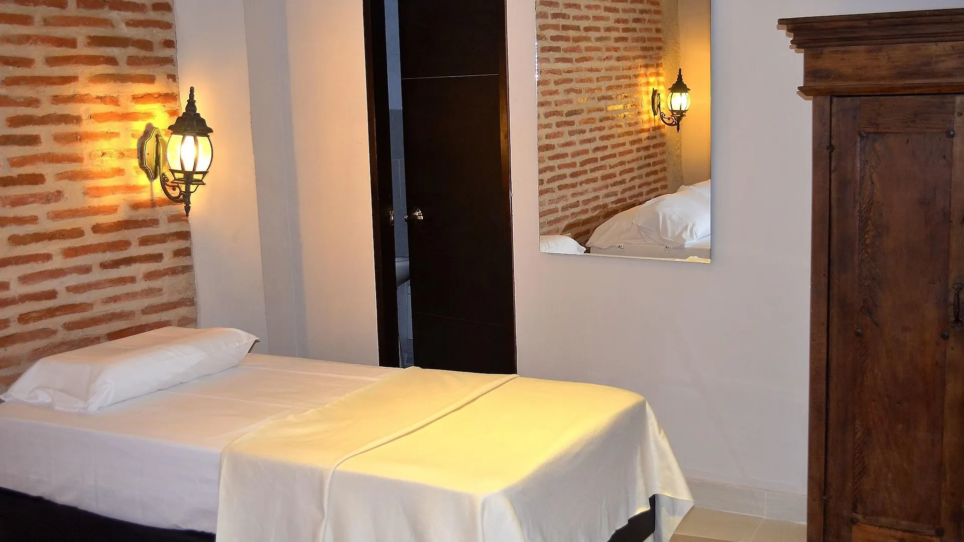 Hotel Galeria La Trinidad Cartagena 3*,